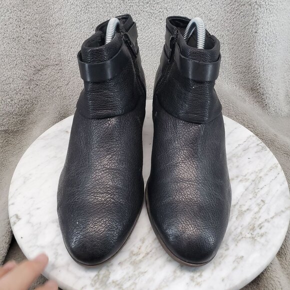 Clarks Shoes Womens Size 7 Black Leather Spye Comet Ankle Boots - Picture 5 of 10